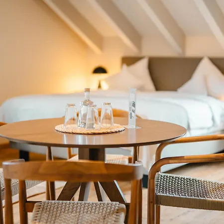 Hotel Mana Lisa Boutiquehotel 4*
