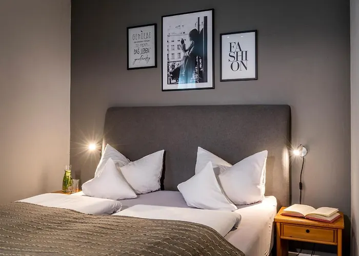 酒店 Mana Lisa Boutiquehotel 4*